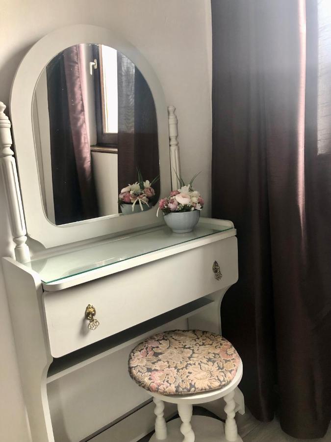Aniiza Apartman เออร์เวนเยช ภายนอก รูปภาพ