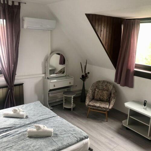 Aniiza Apartman เออร์เวนเยช ภายนอก รูปภาพ